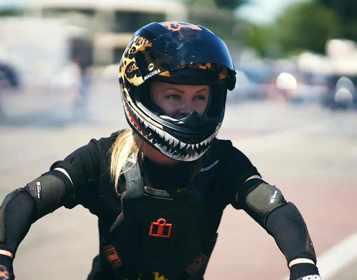 Ewa Stunts: "D3O already saved my neck"